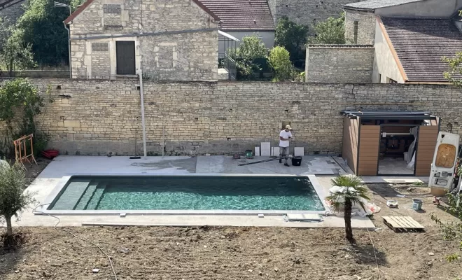 Pose de piscine, Chablis, R.S. BATI